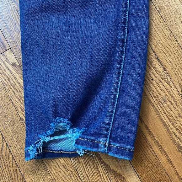 High rise distressed hem jeans - Picture 7 of 10